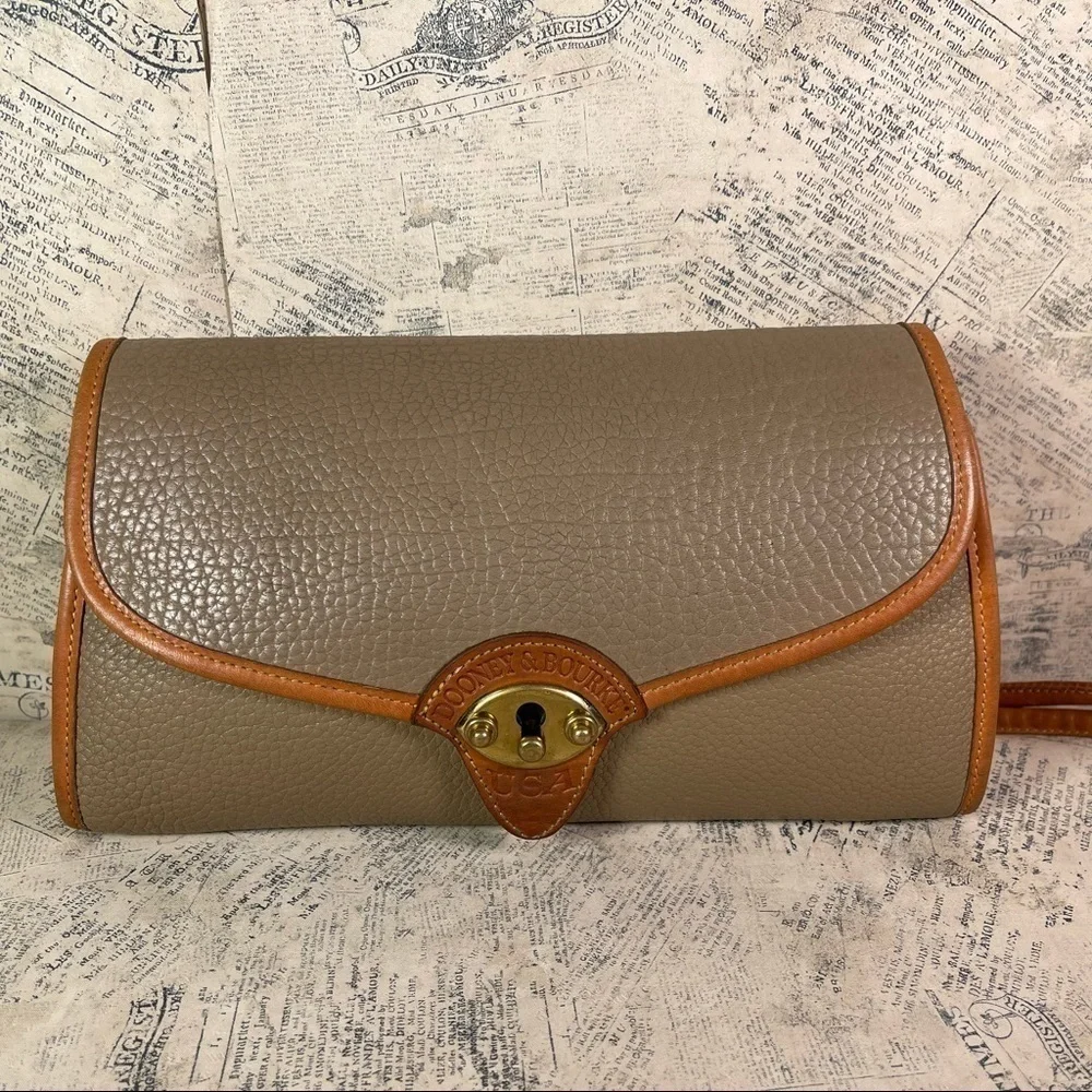 Vintage Dooney & Bourke All Weather Leather Cavalry Pochette R77